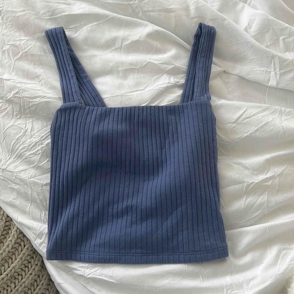 American Eagle violet ribbed tank